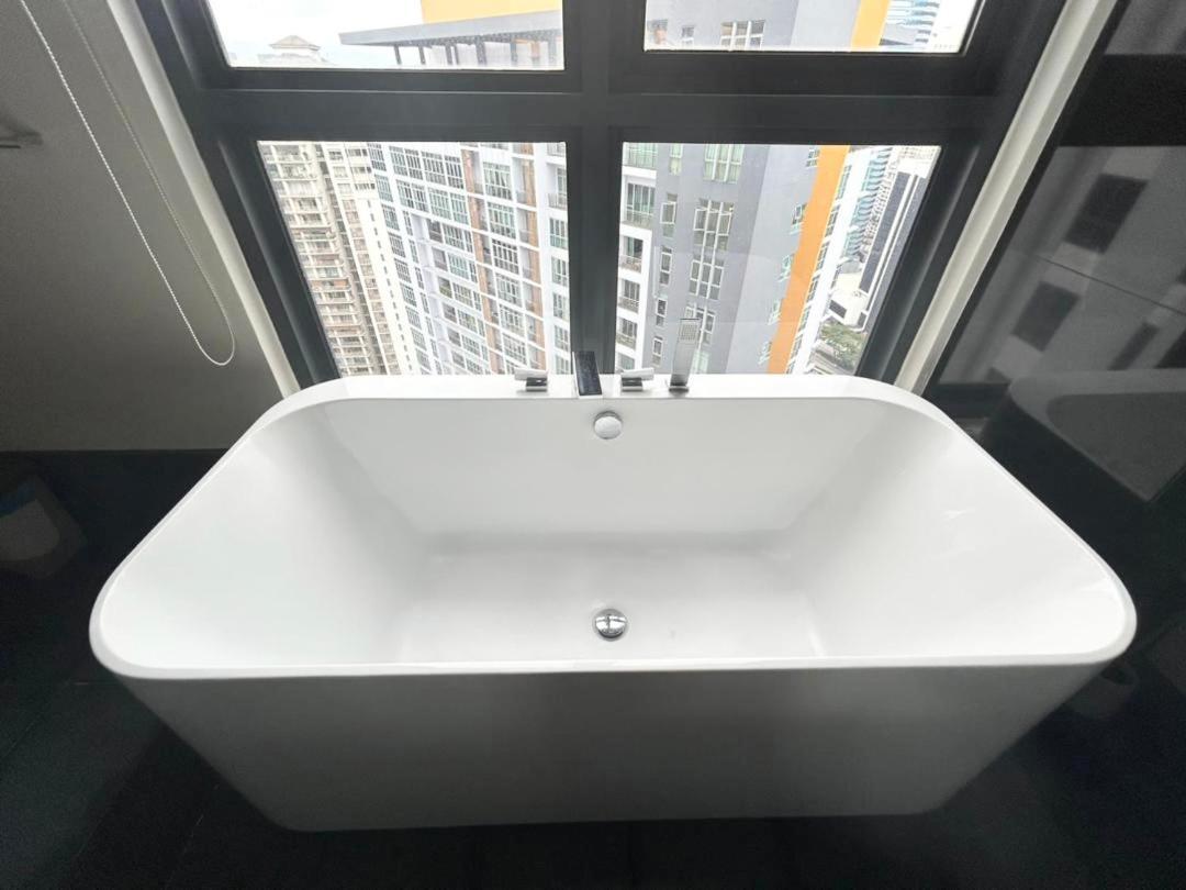 Apartment Tts Home3 Mews 4-8pax Pavilion Klcc